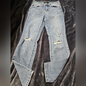 Judy Blue Junior 27 Relaxed Fit